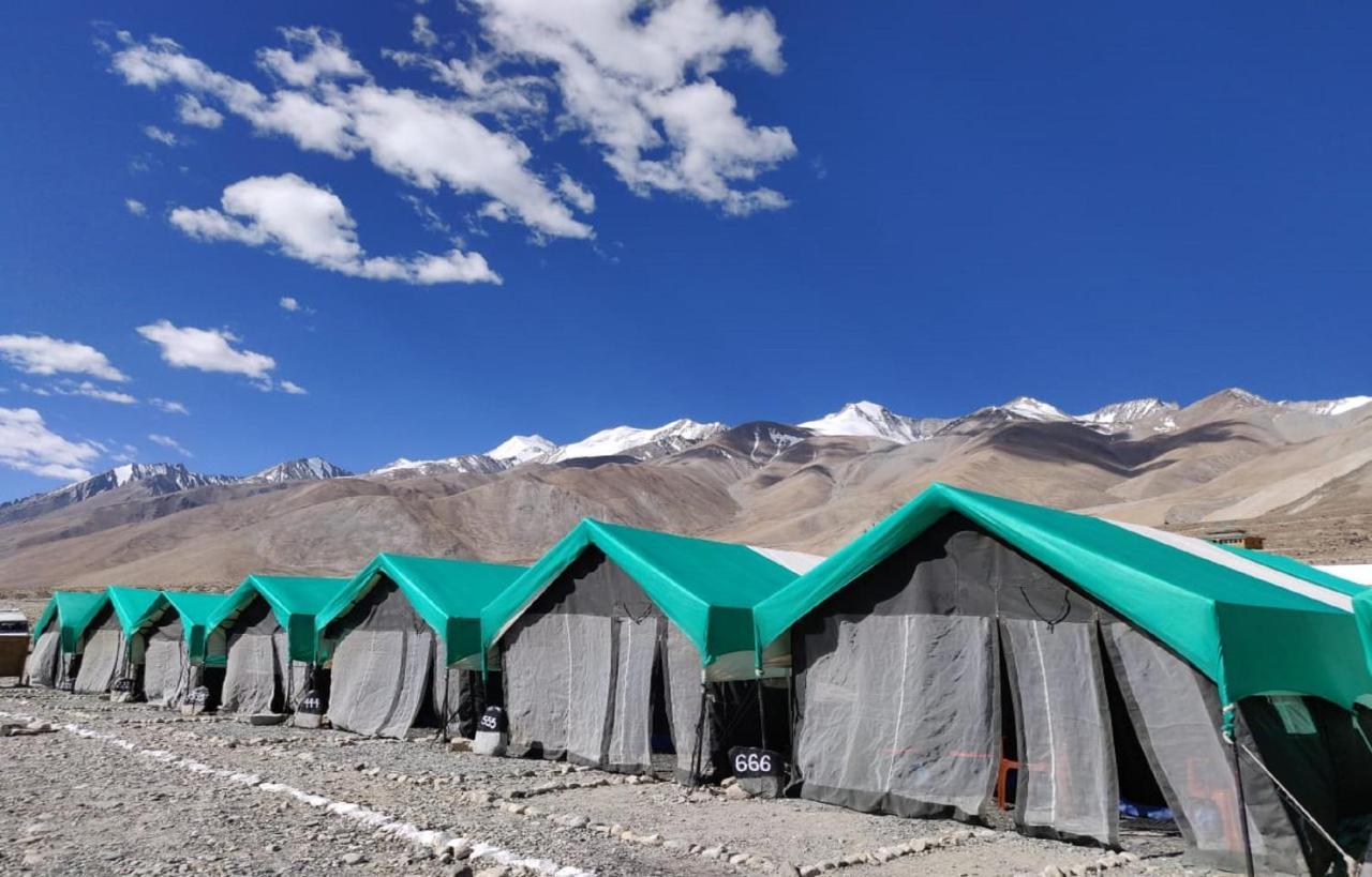 P3 Camp Pangong Bed & Breakfast Spangmik Bagian luar foto