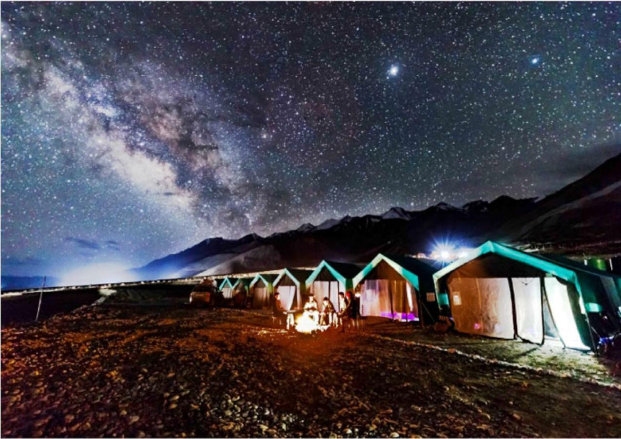 P3 Camp Pangong Bed & Breakfast Spangmik Bagian luar foto